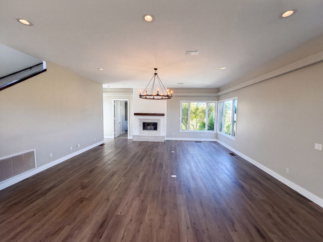 Property photo 3 of 1596 Aldorado Dr