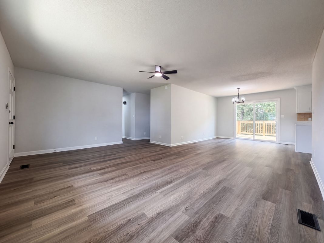 Property photo 3 of 2615 Baileys Xrds Rd