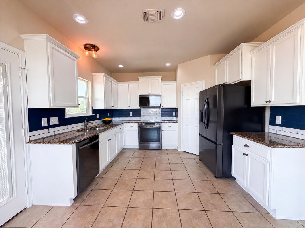 Property photo 2 of 9603 Orion Dr