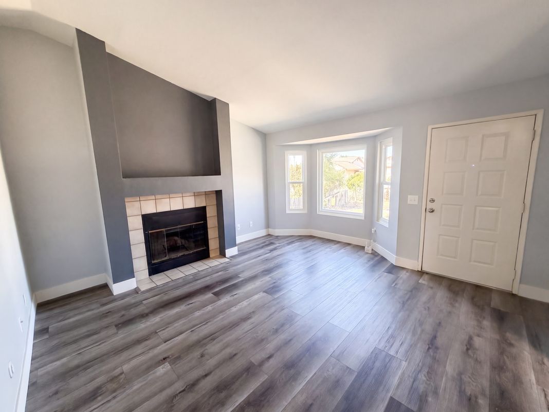 Property photo 3 of 29655 Eagle Crest Ave