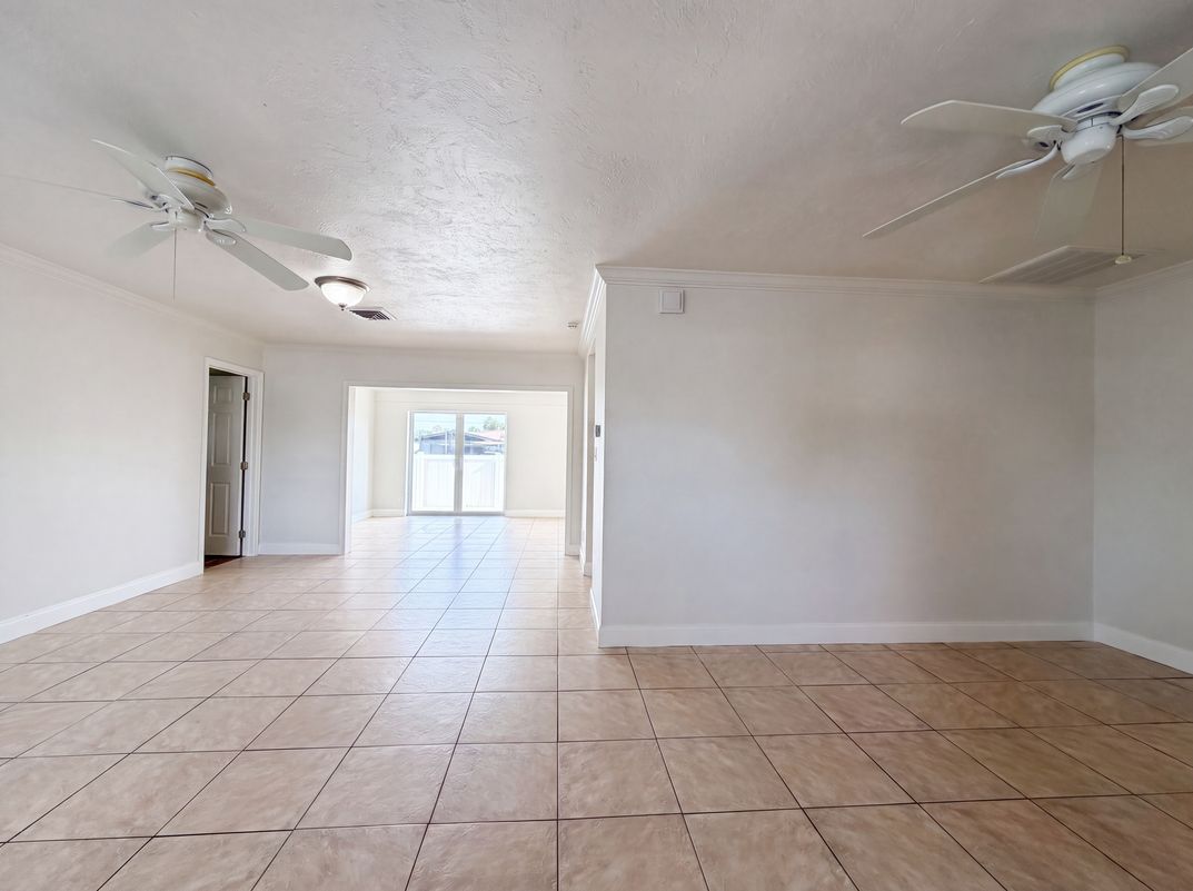 Property photo 3 of 1672 Jupiter Rd