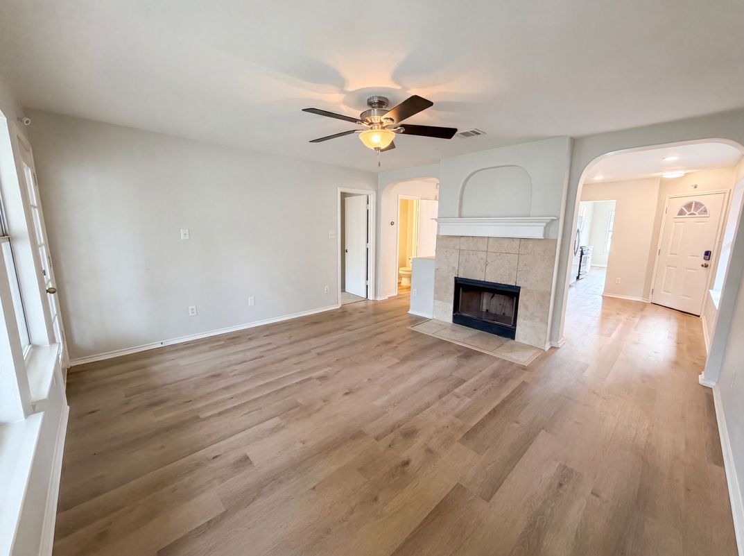 Property photo 3 of 2026 Cardinal Ln