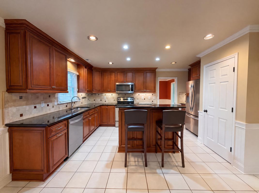 Property photo 2 of 201 Wainsley Pl