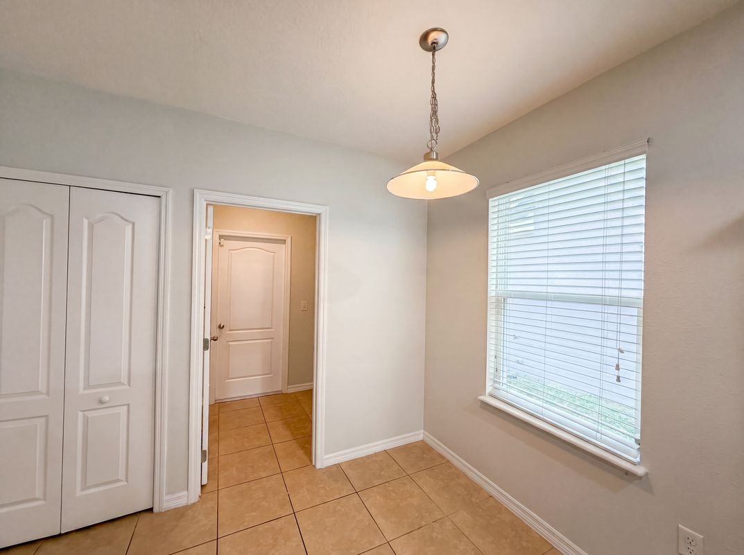 Photo 9 of 24 of 1048 Bethpage Rd, Auburndale, FL