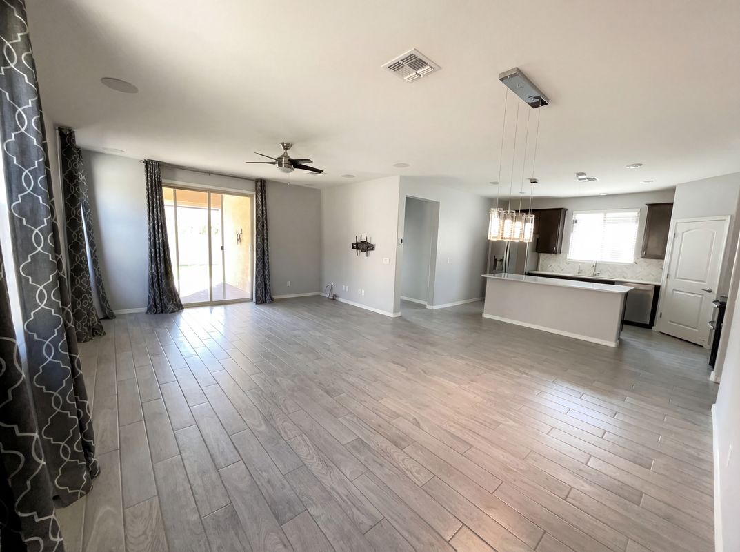 Property photo 3 of 10647 W Goulding Dr