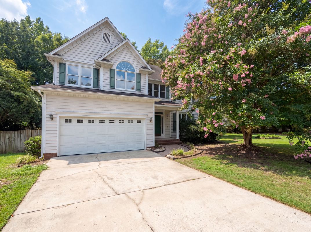 Property photo 1 of 2220 Cushendun Ln