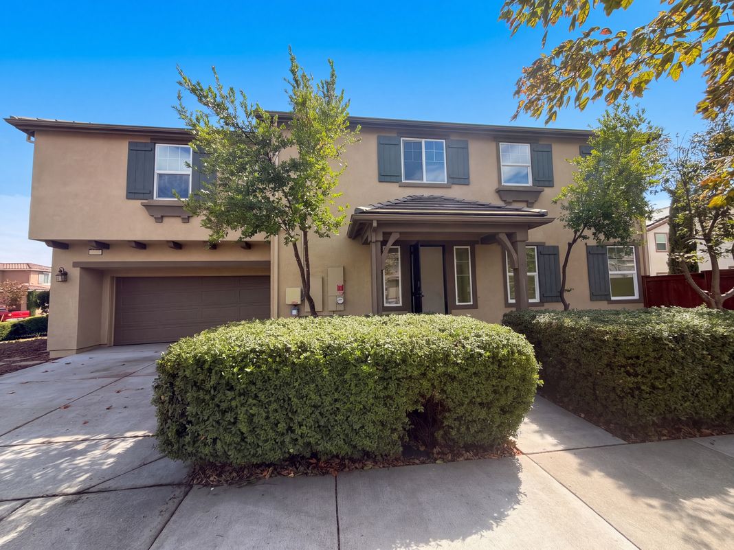Property photo 1 of 2491 Chuck Hammond Dr