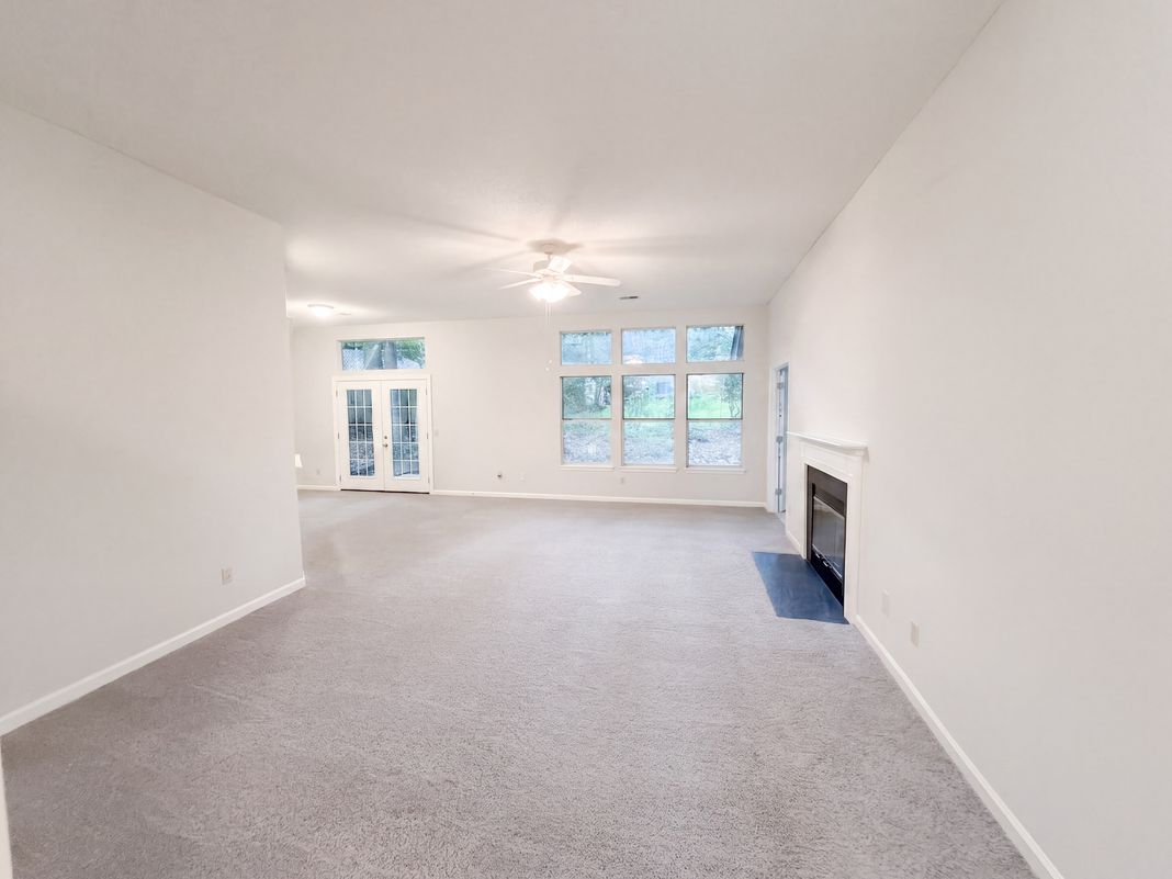 Property photo 3 of 13 Stanford Ridge Ct
