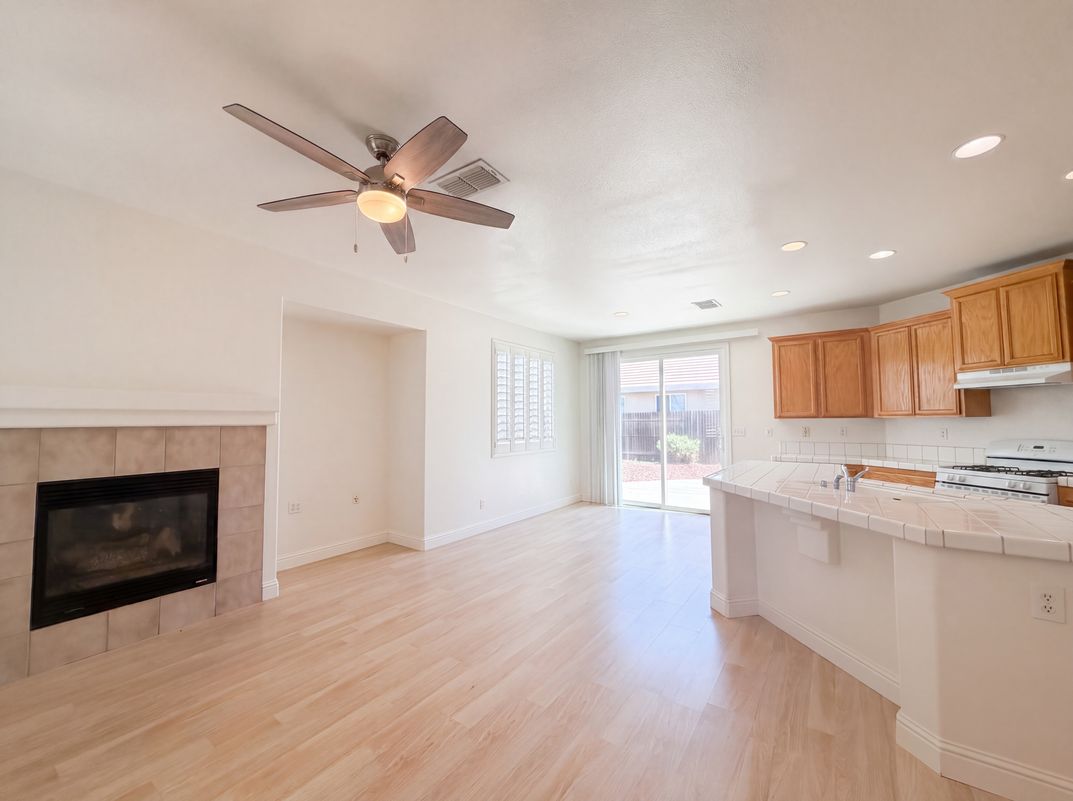 Property photo 3 of 7520 Elverta Rail Way
