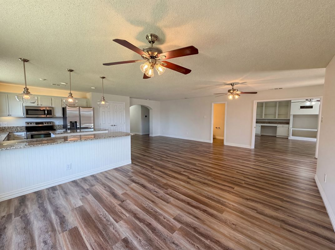 Photo 11 of 30 of 1711 Kennedy Dr, Wylie, TX