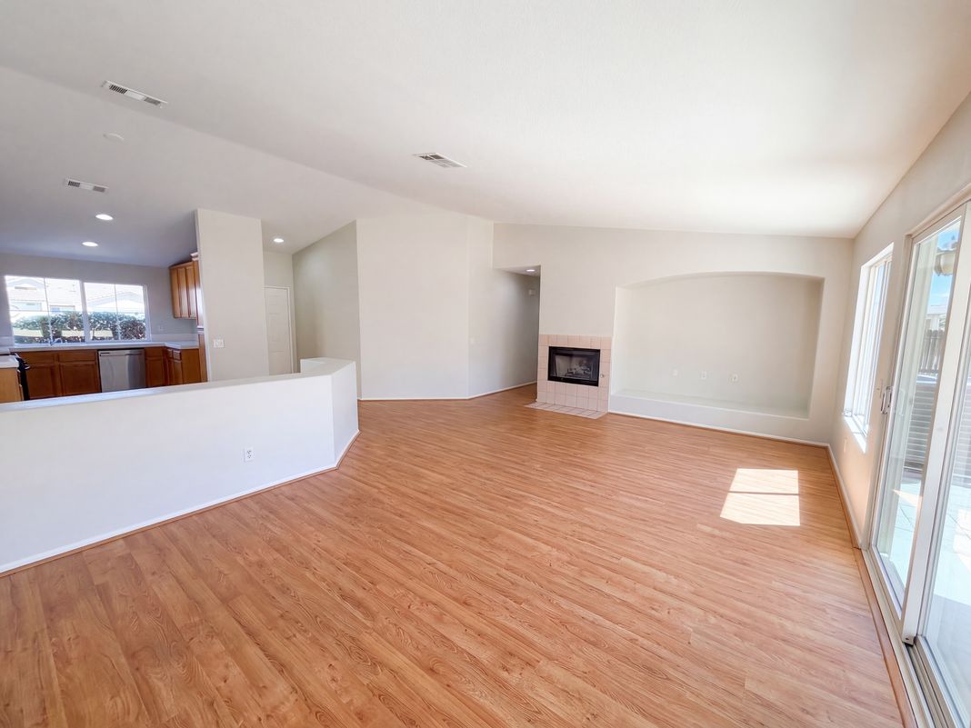 Property photo 3 of 13241 Cameron St