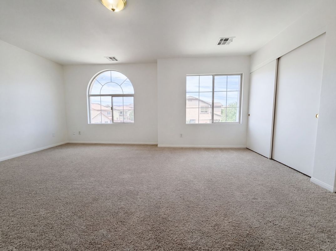 Photo 18 of 32 of 5338 Lindsay Heights St, Las Vegas, NV