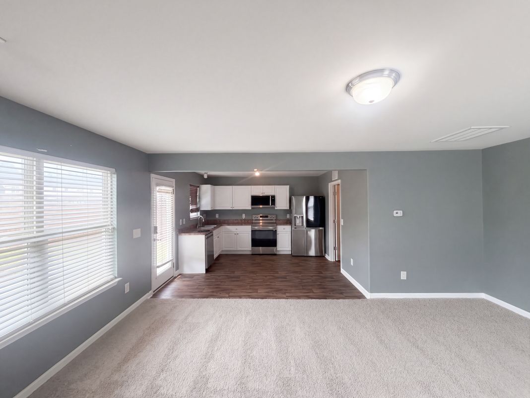 Property photo 3 of 741 Cairn Cir