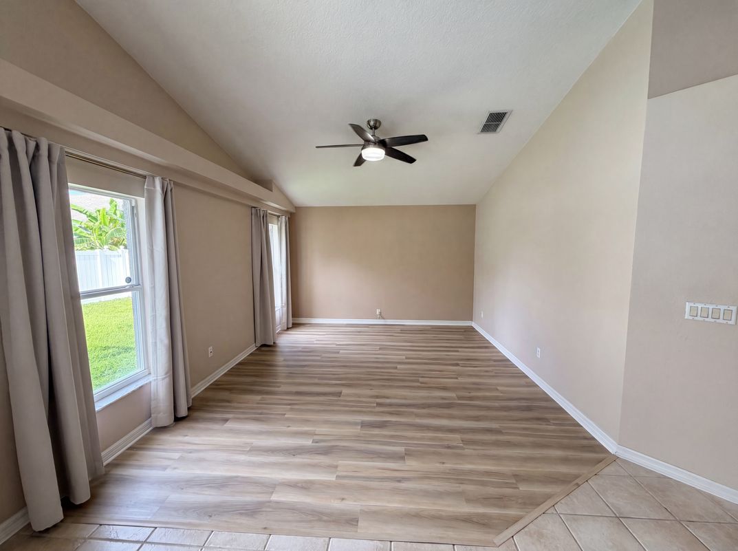 Photo 9 of 31 of 1619 River Birch Ave, Oviedo, FL