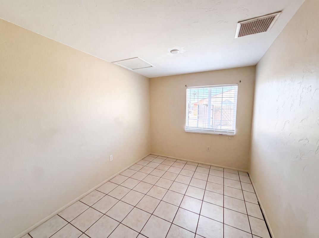 Photo 12 of 21 of 6081 N Curry Ave, Tucson, AZ