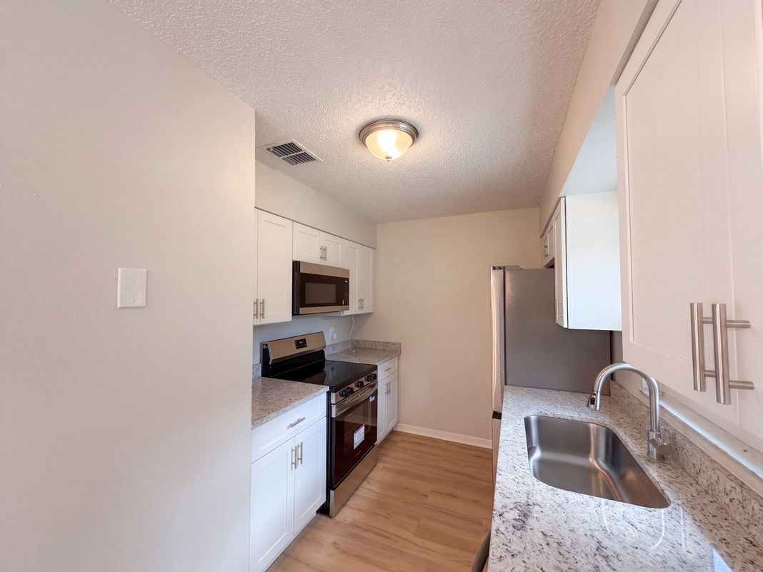 Property photo 2 of 4536 Eagles Nest Rd