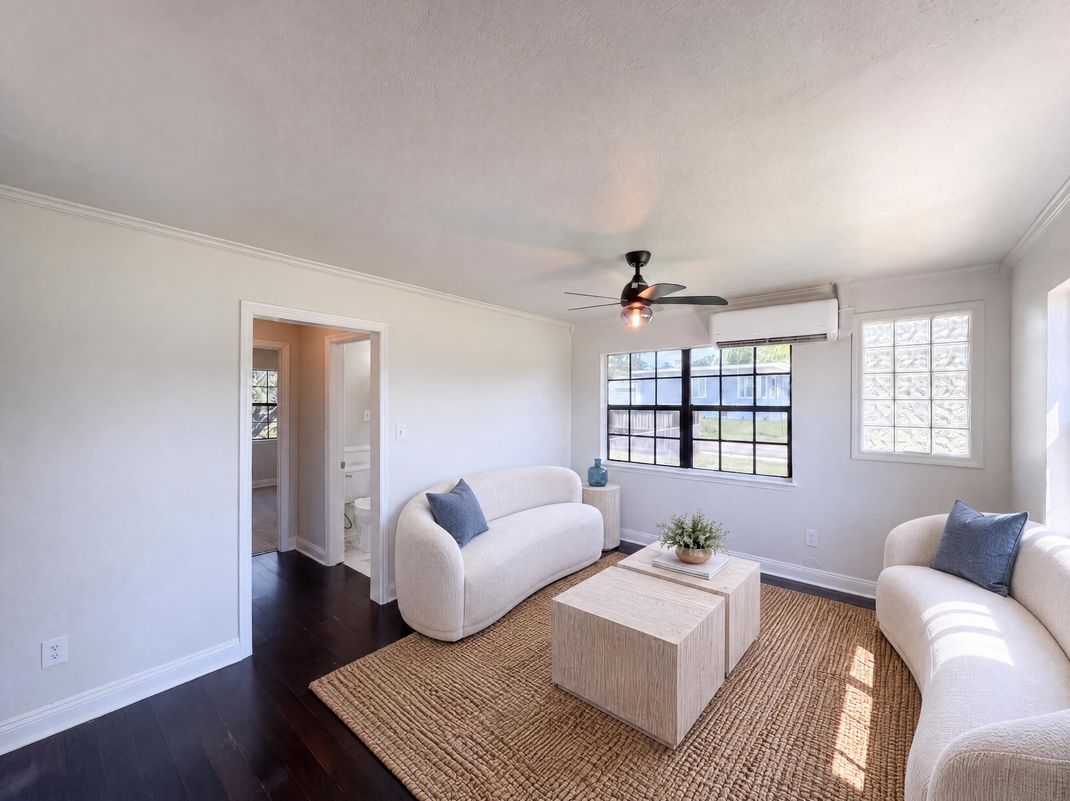 Property photo 3 of 3225 Cleveland Heights Blvd