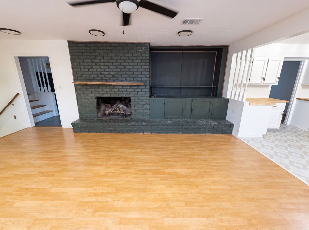 Property photo 3 of 502 Bradley Ave