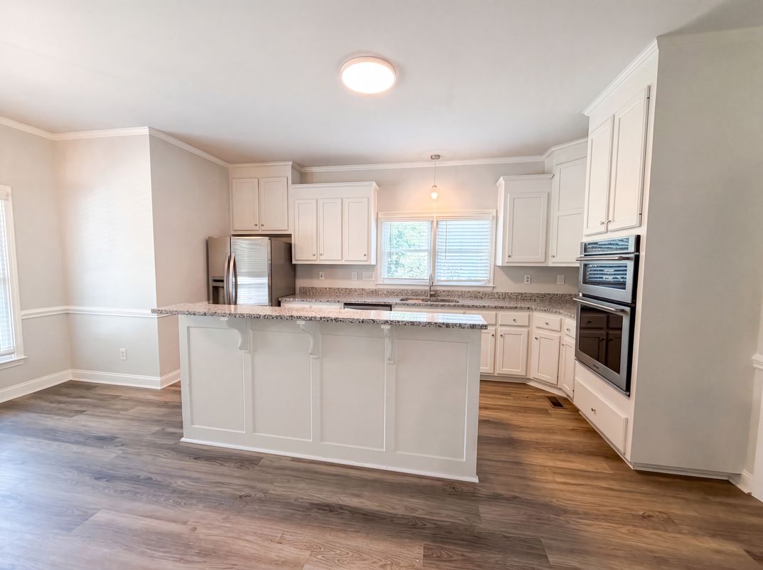 Property photo 2 of 212 Timberlane Dr