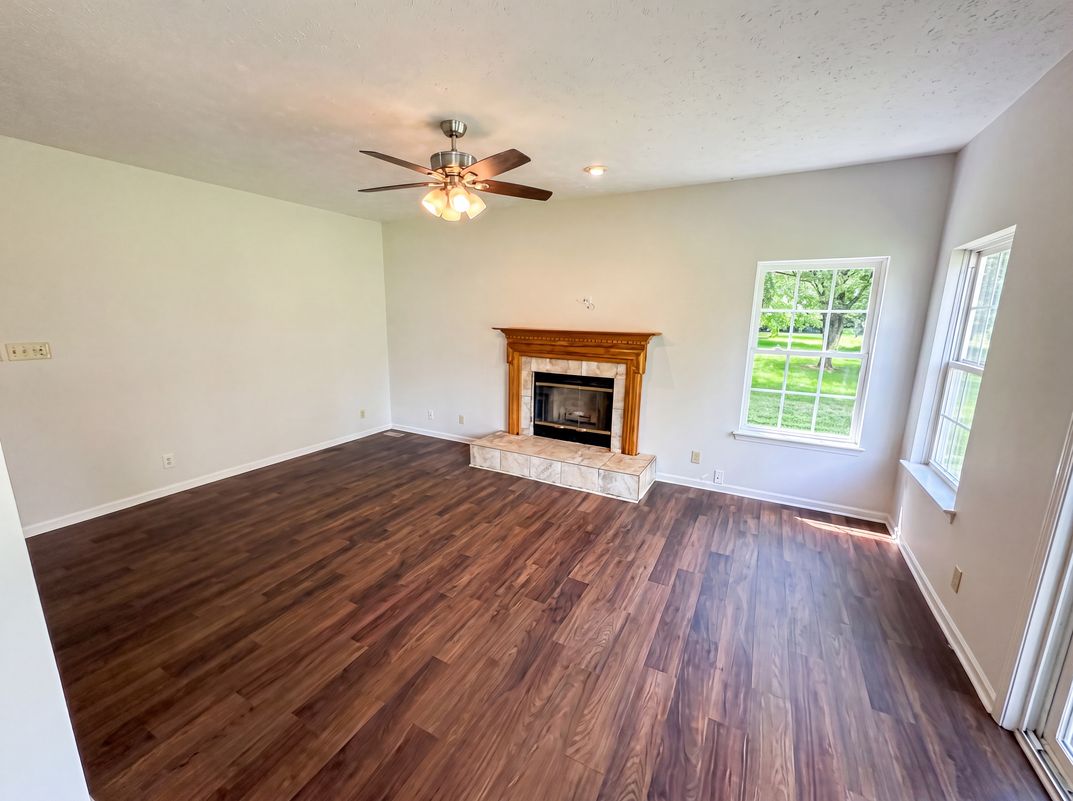 Property photo 3 of 3502 Waterstone Dr