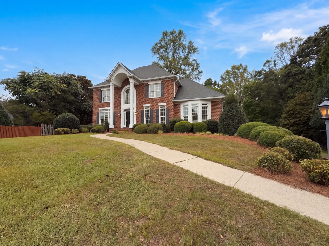 Property photo 1 of 105 Ridgemere Ct