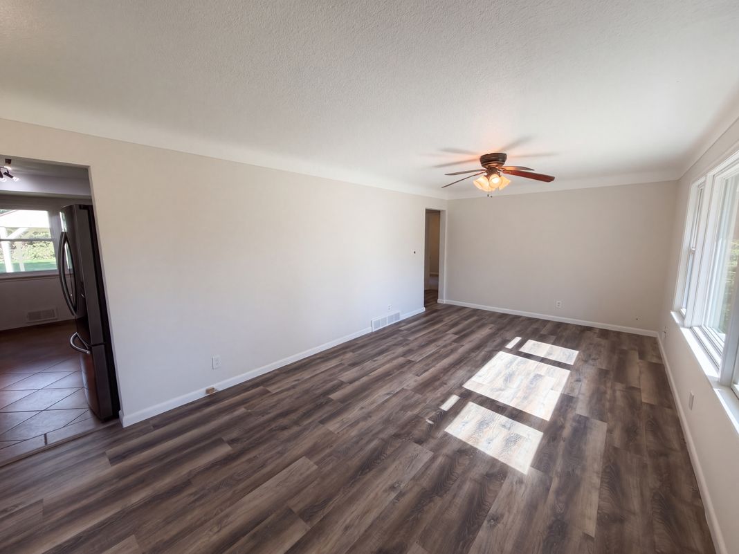 Property photo 3 of 2517 Nokomis Ave