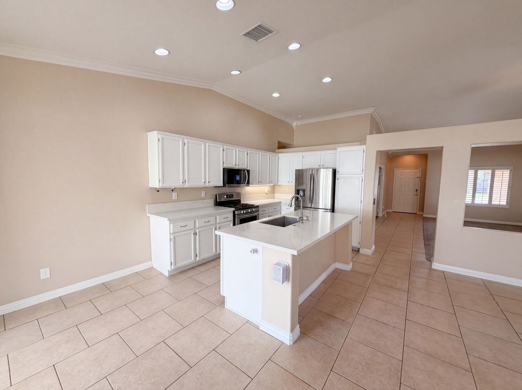 Property photo 2 of 7102 Breno Pl