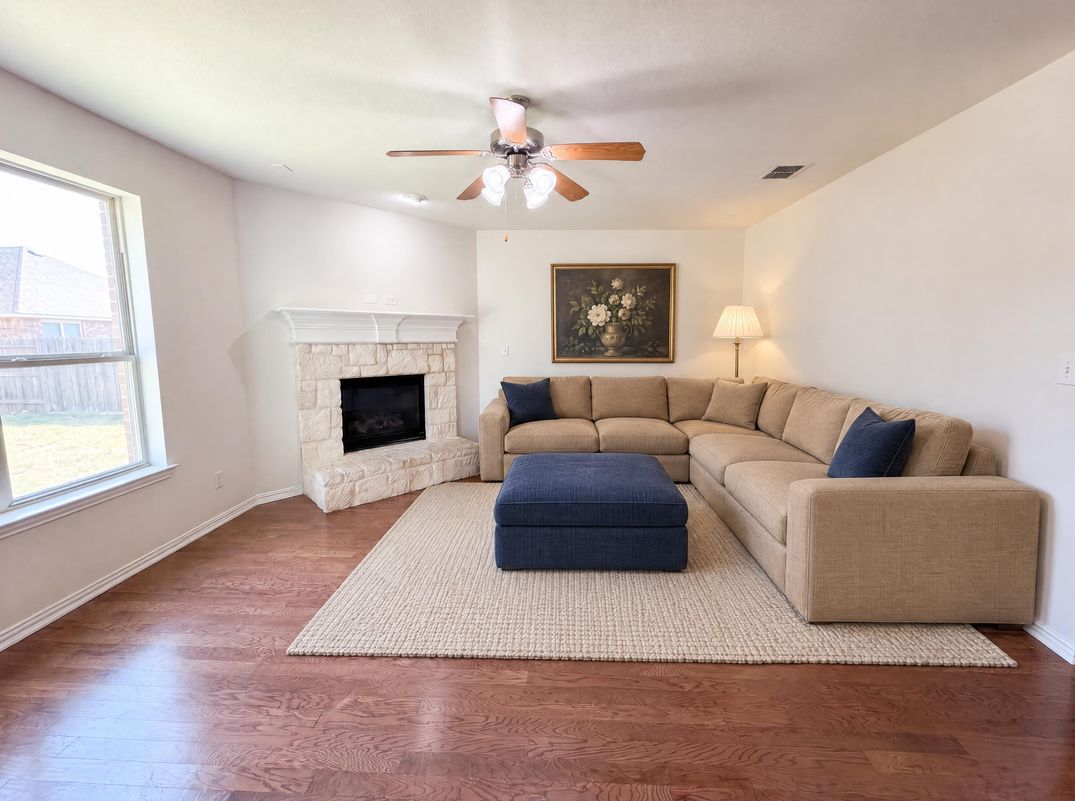 Property photo 3 of 1421 Sparrow Dr