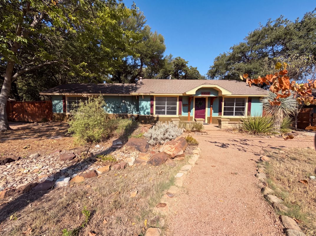 1856 Carl St Fort Worth TX 76103