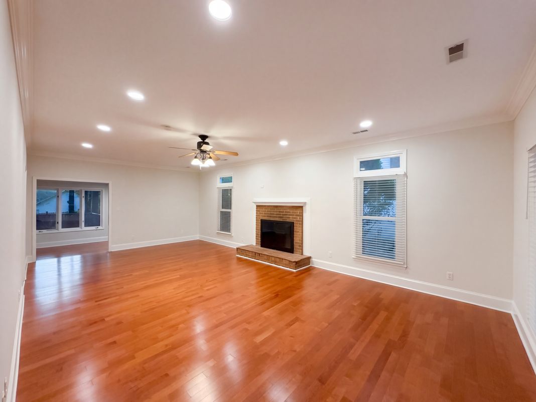 Property photo 2 of 2315 Heathershire Ln