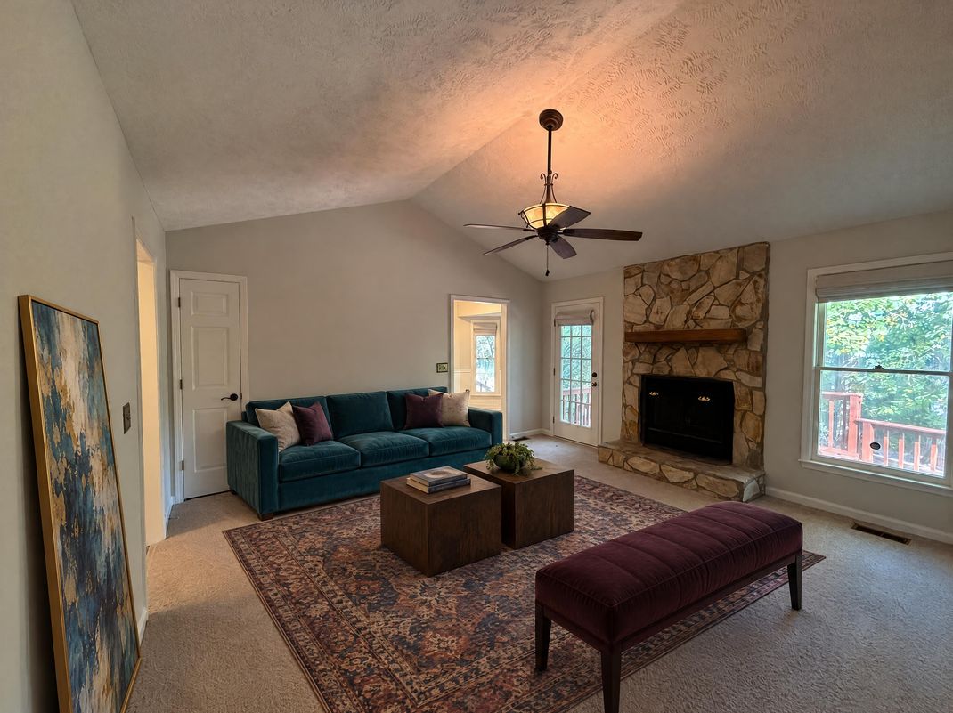 Property photo 3 of 1290 Arailia Dr