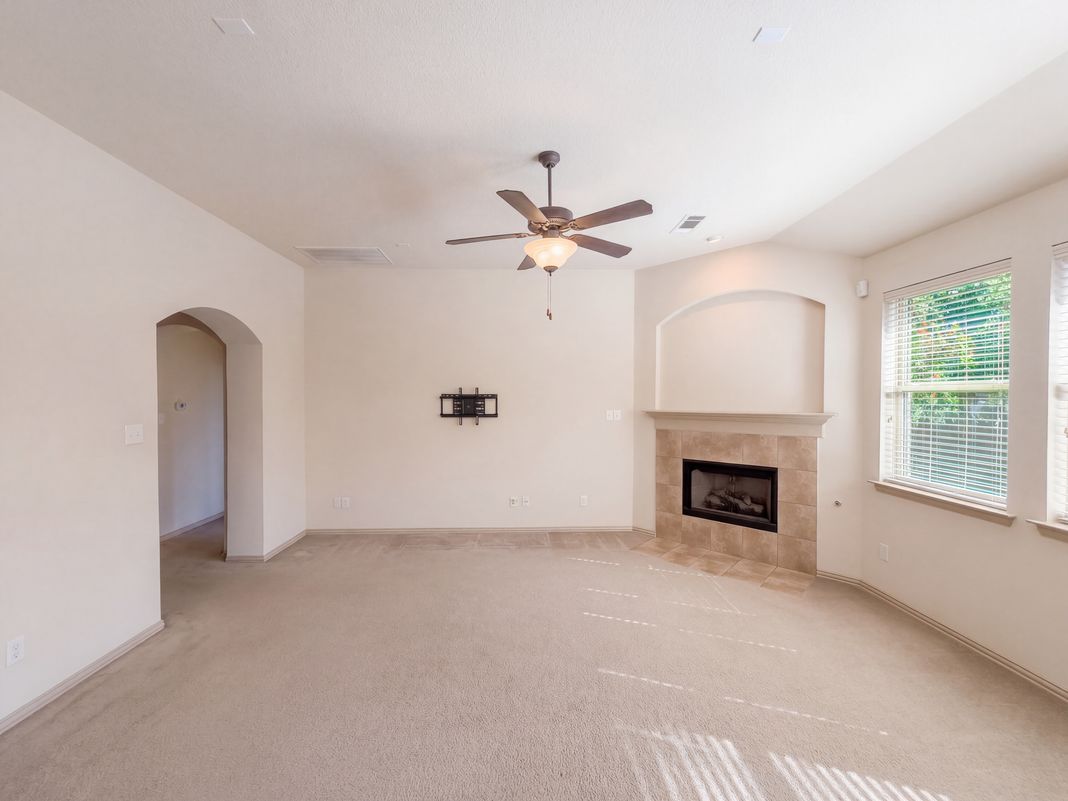 Property photo 3 of 8152 Black Sumac Dr