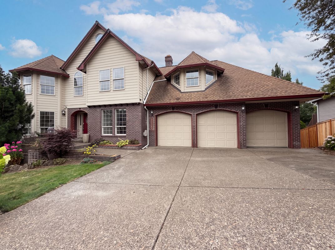 Property photo 1 of 15745 SW Windham Ter