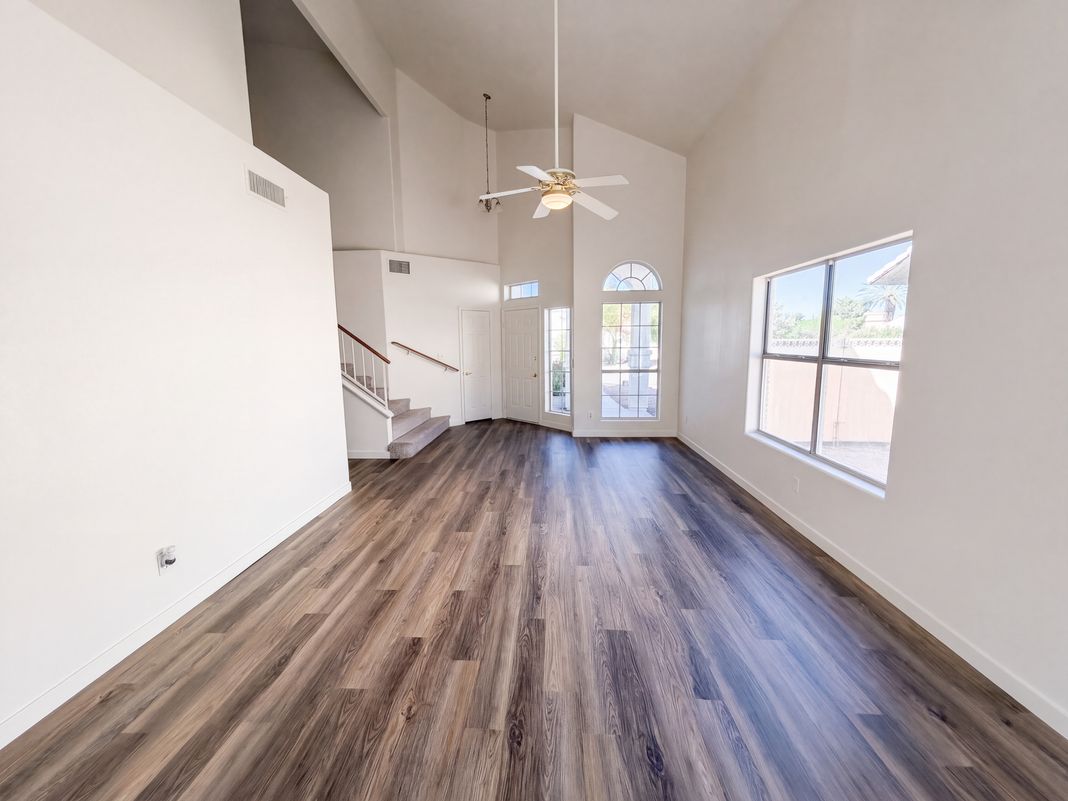 Property photo 3 of 1917 Altivo Dr