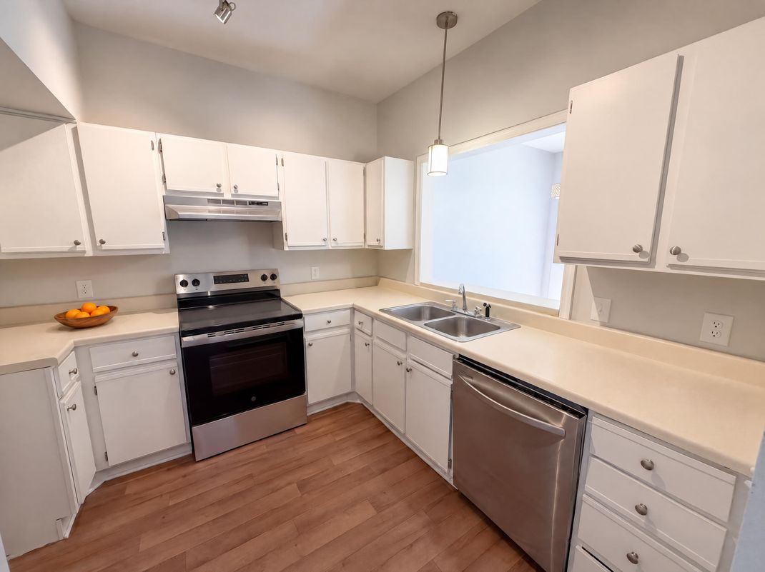 Property photo 2 of 31 Arcadia Cv