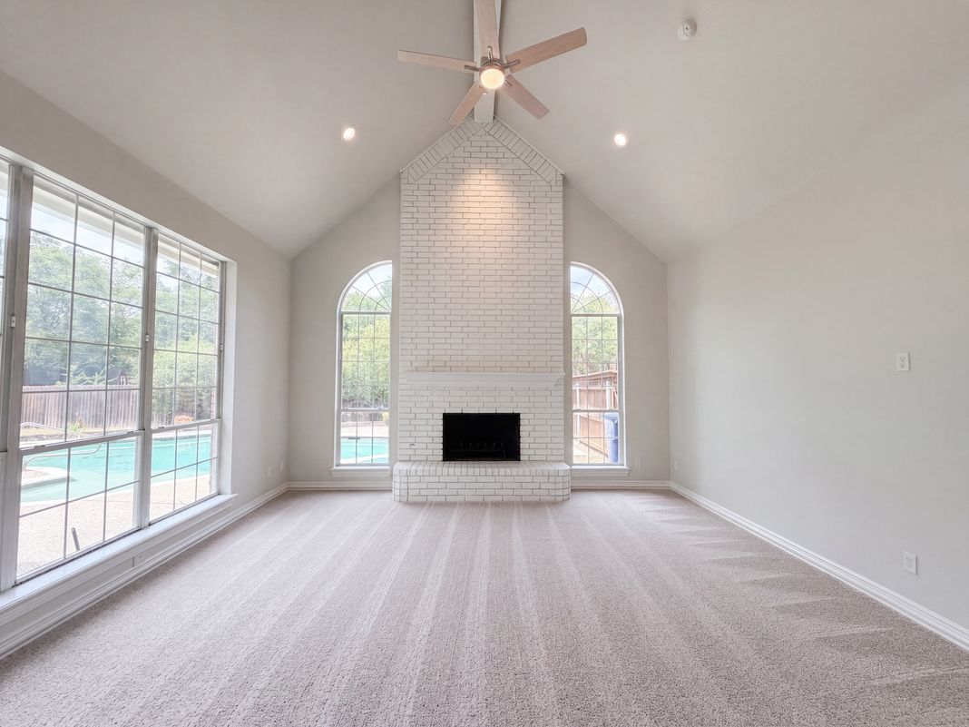 Property photo 3 of 1609 Brentwood Trl