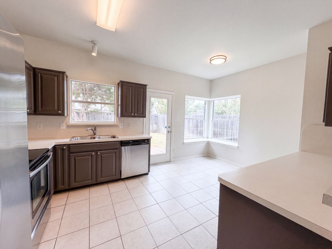 Property photo 2 of 1406 Di Orio Dr