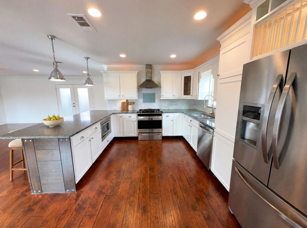 Property photo 2 of 8541 Strathmore Dr