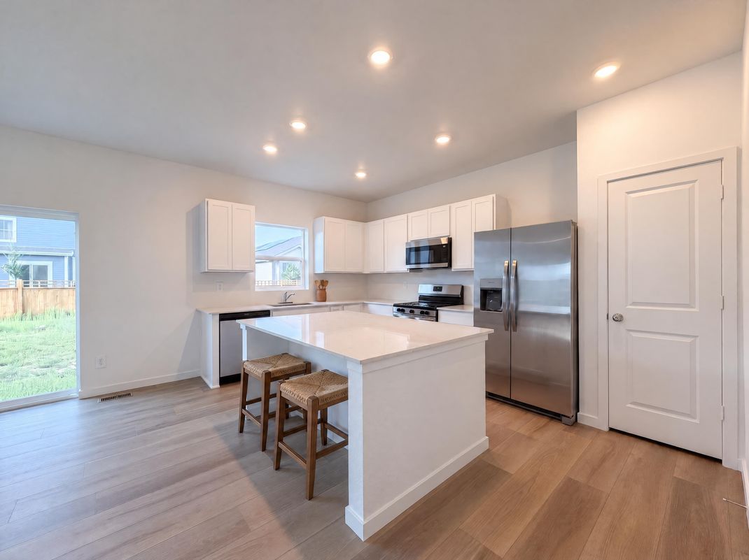 Property photo 2 of 4043 Shirley Dr