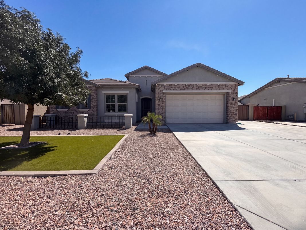 Property photo 1 of 2923 E Inca Ln