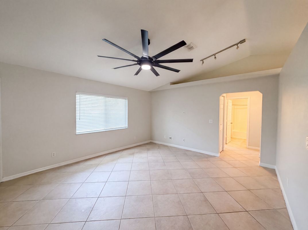 Property photo 3 of 1719 Needle Palm Dr