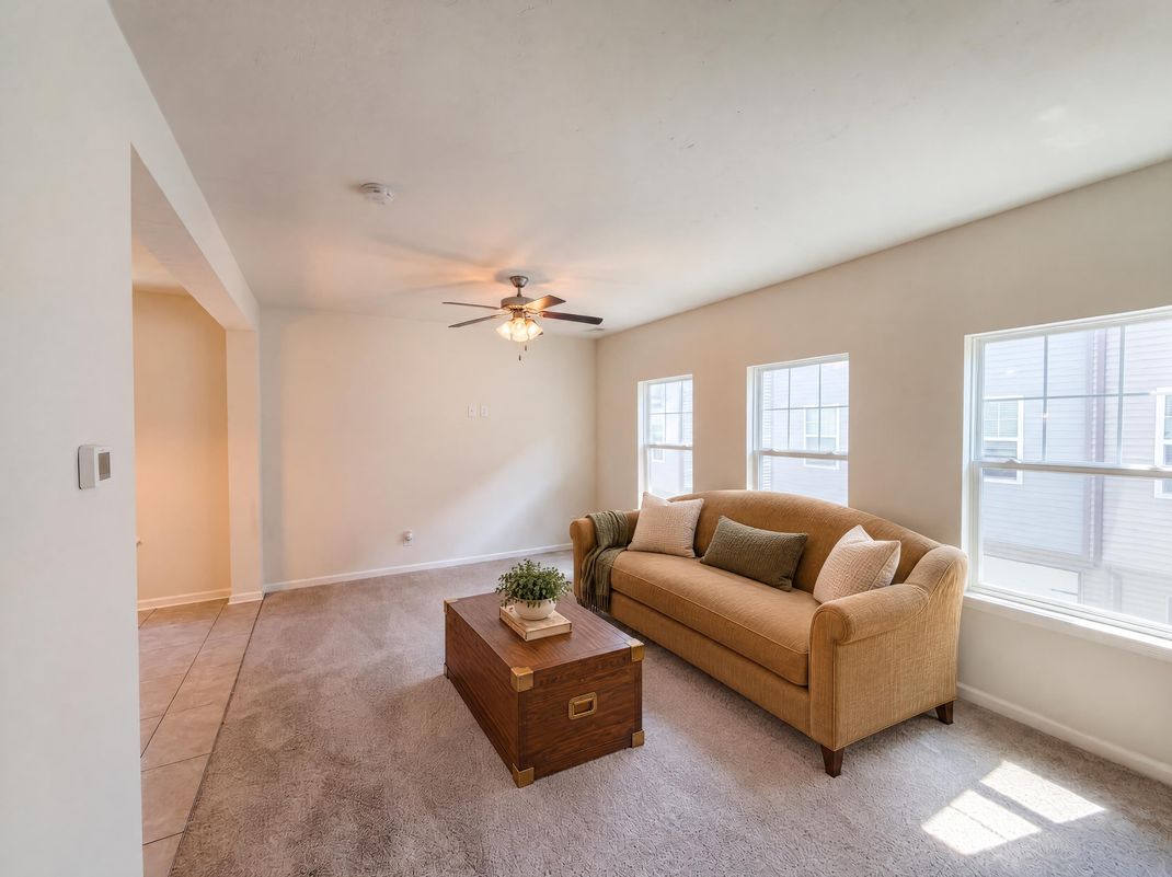 Property photo 3 of 139 Ramsden Ave