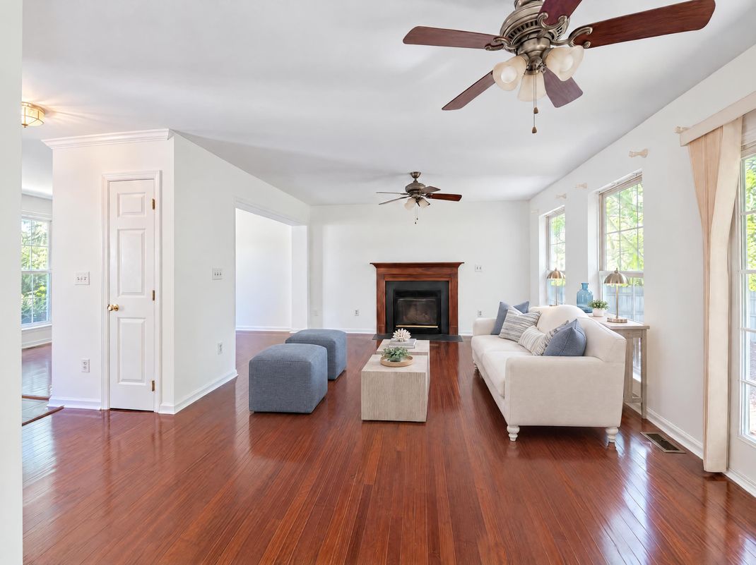 Property photo 3 of 11620 Enchanted Woods Way