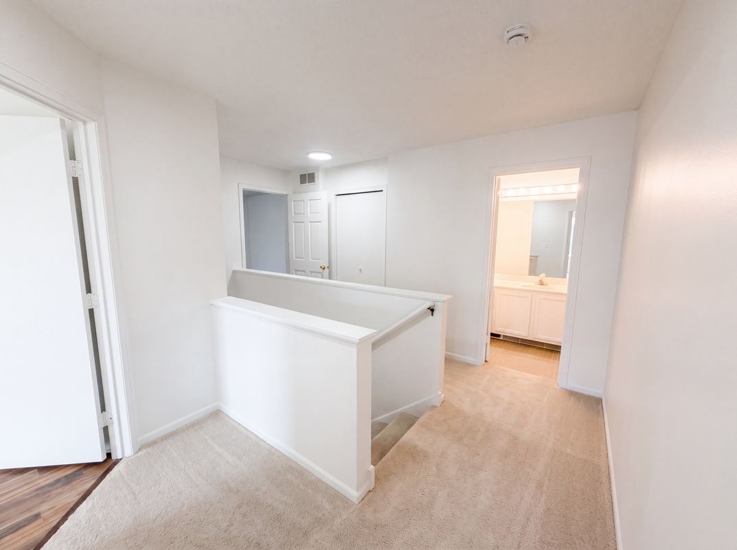 Photo 9 of 21 of 14210 Xenon St NW, Ramsey, MN