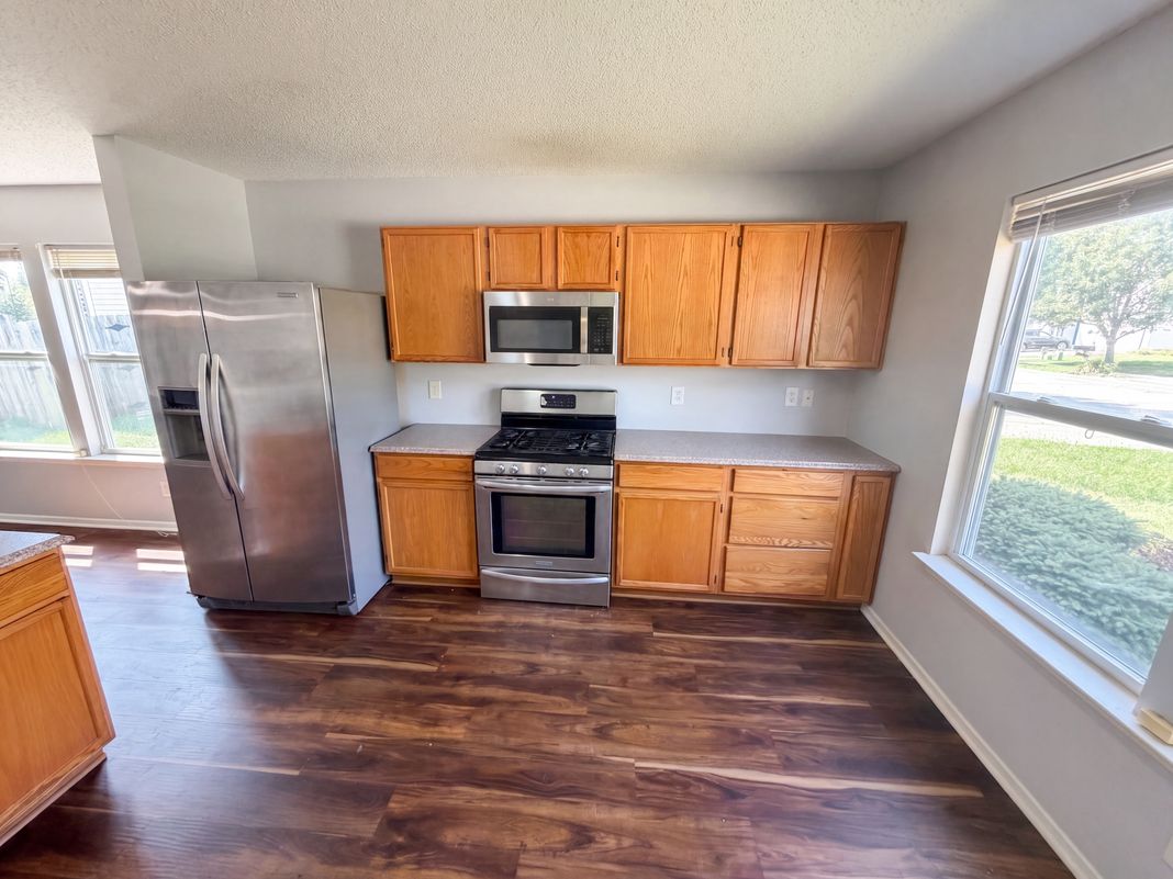 Property photo 2 of 14301 Weeping Cherry Dr