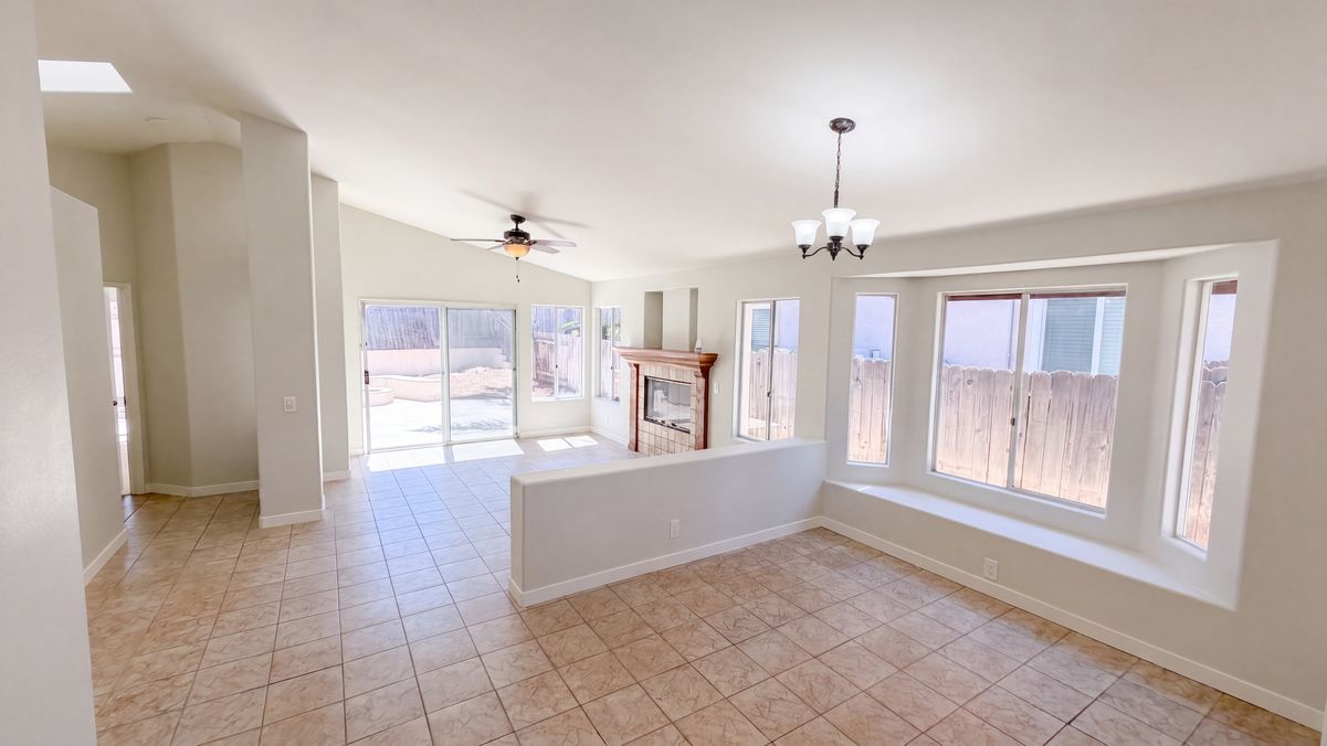 Property photo 3 of 1827 Corte Amarillo