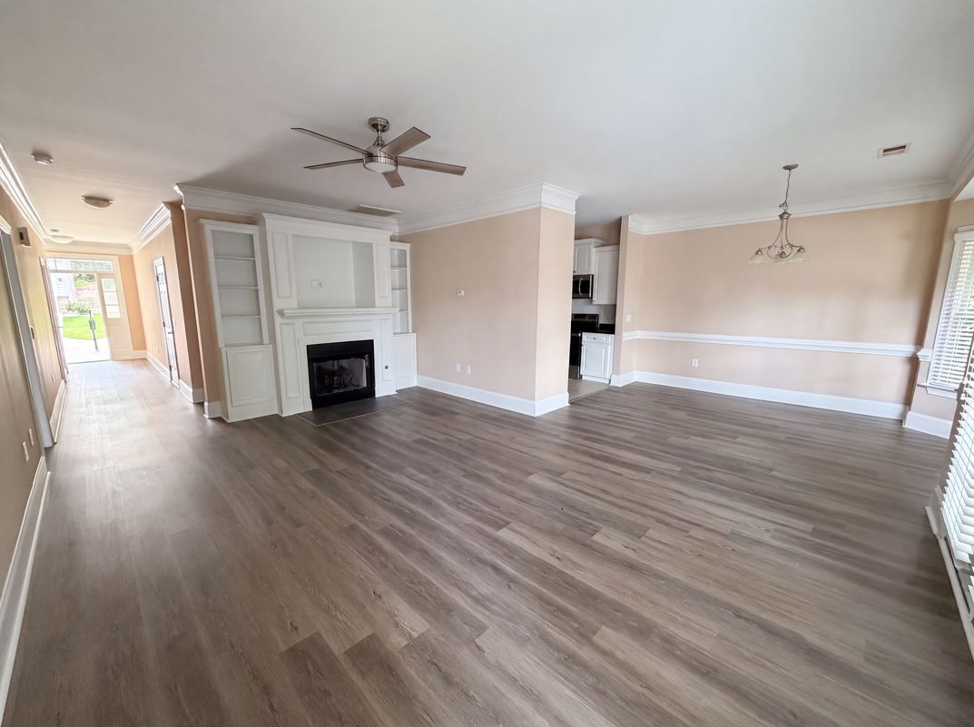 Property photo 3 of 108 Cart Way