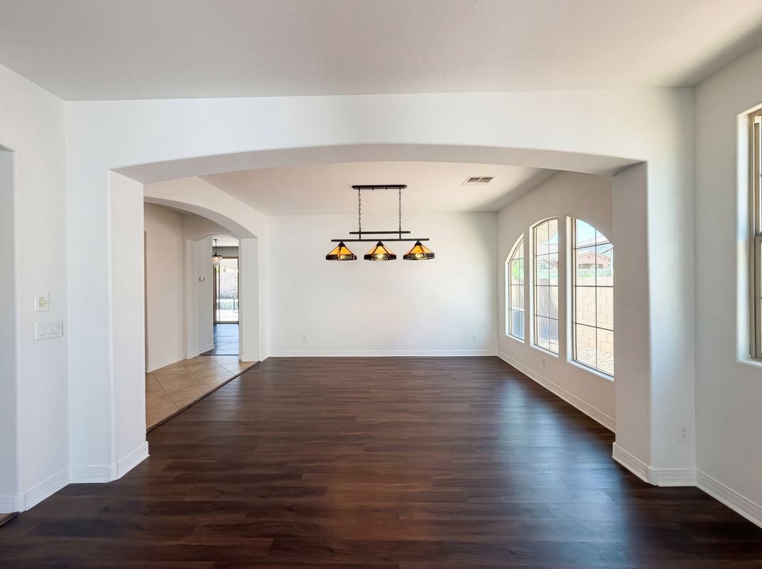 Photo 11 of 38 of 1945 E Mia Ln, Gilbert, AZ