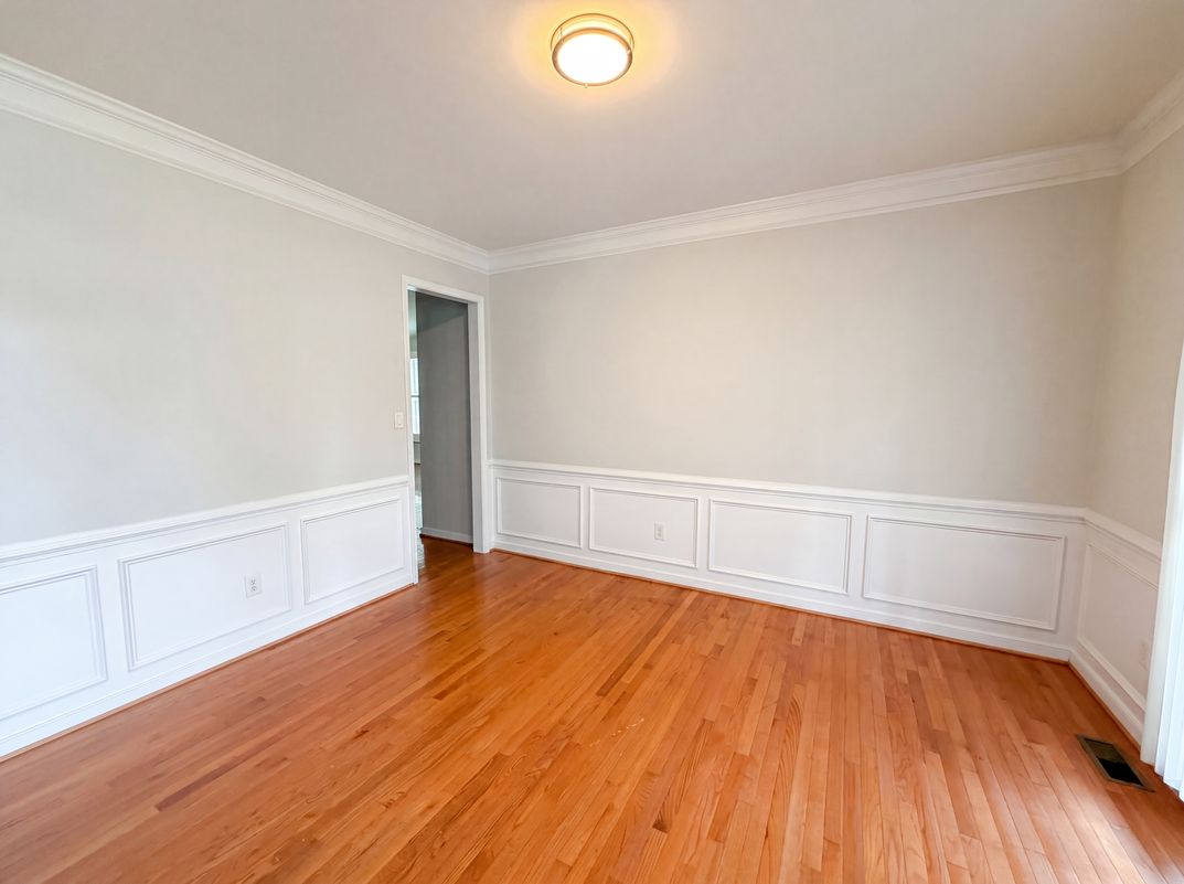 Photo 6 of 26 of 14725 Grand Forest Ct, South Chesterfield, VA