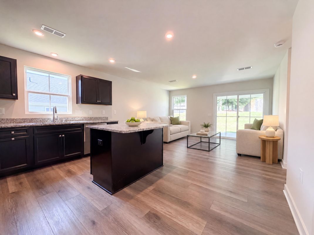 Property photo 2 of 8680 Kenridge Ln